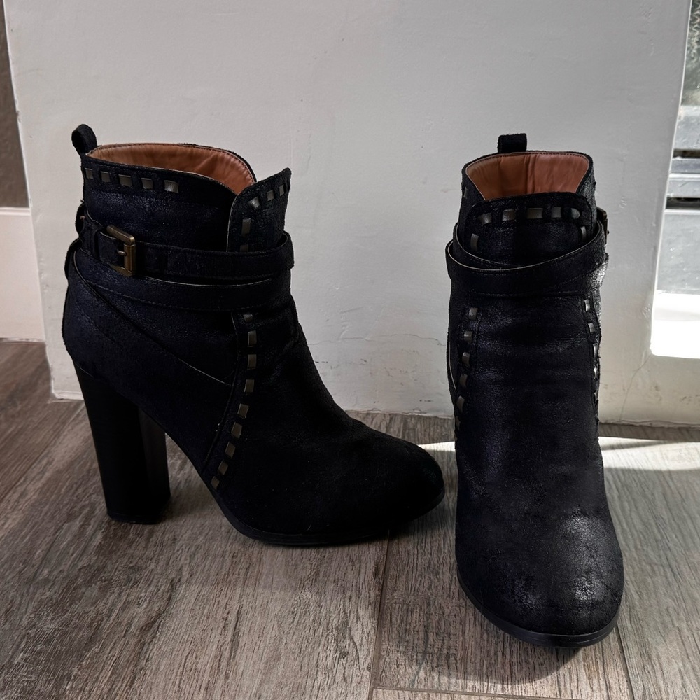 Black Ankle Boots w/Buckle Detail